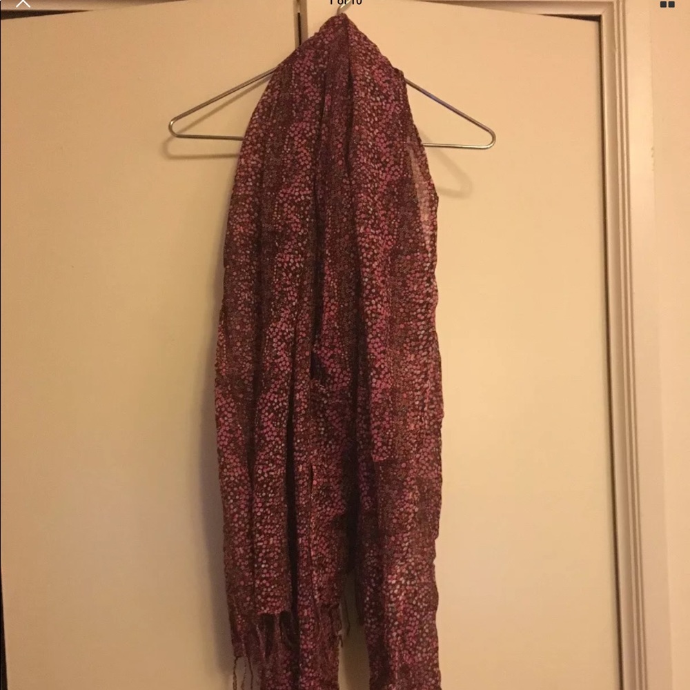 EXPRESS RED PINK TINY FLOWER SCARF